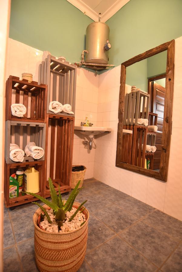 Mambo Arusha Hostel מראה חיצוני תמונה