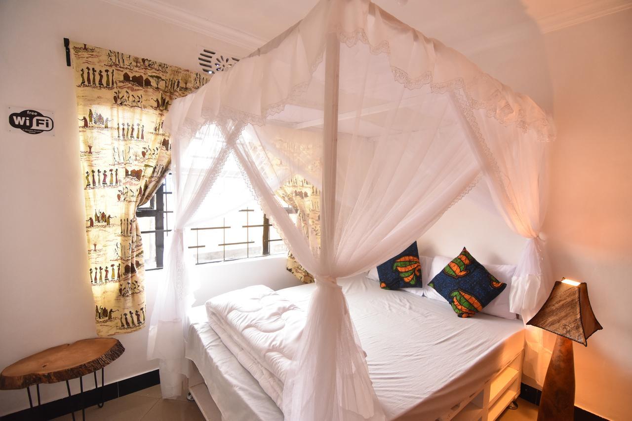 Mambo Arusha Hostel מראה חיצוני תמונה