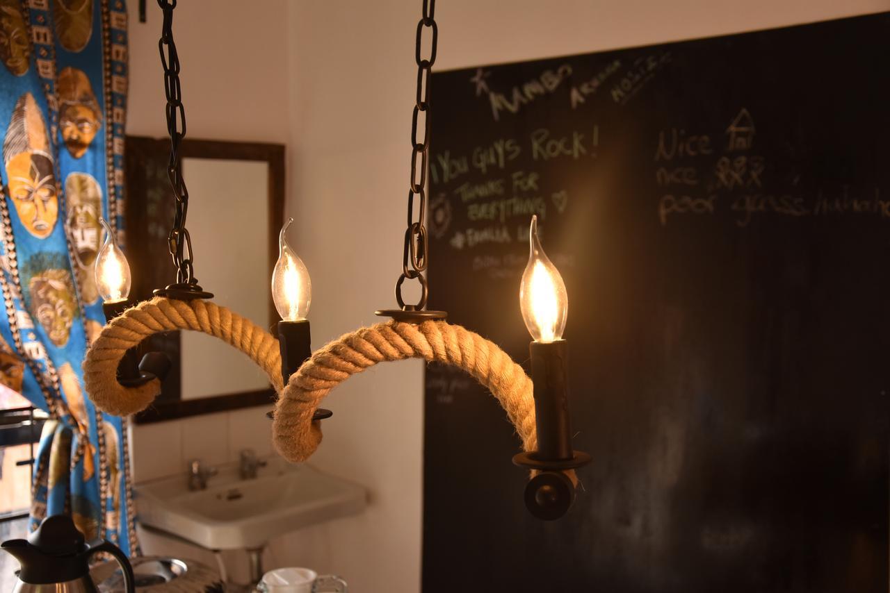 Mambo Arusha Hostel מראה חיצוני תמונה