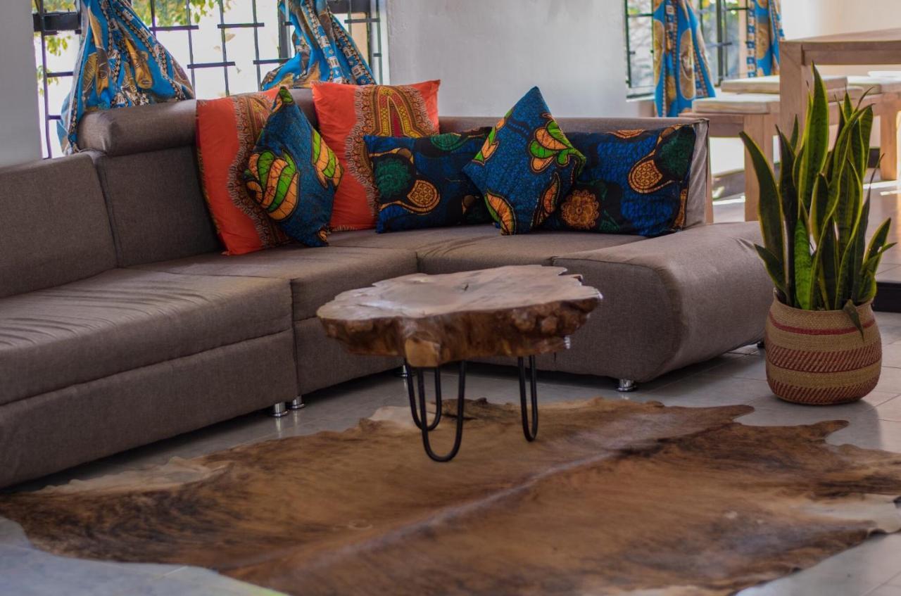 Mambo Arusha Hostel מראה חיצוני תמונה